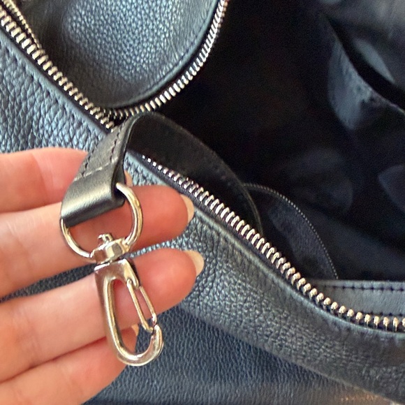 Longchamp Pebble Black Leather Hobo Bag Silver Hardware - Picture 15 of 16